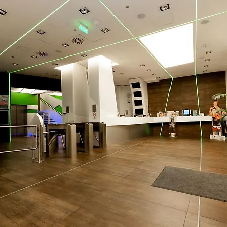 Stellar Aparthotel 3*