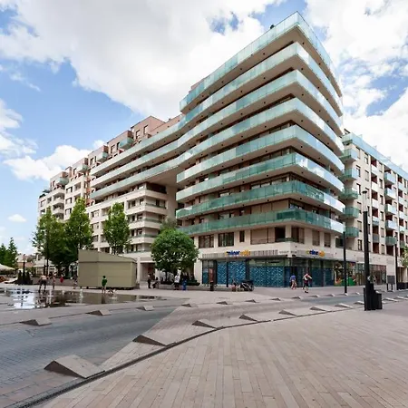 Stellar Aparthotel