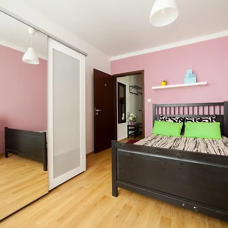Stellar Aparthotel