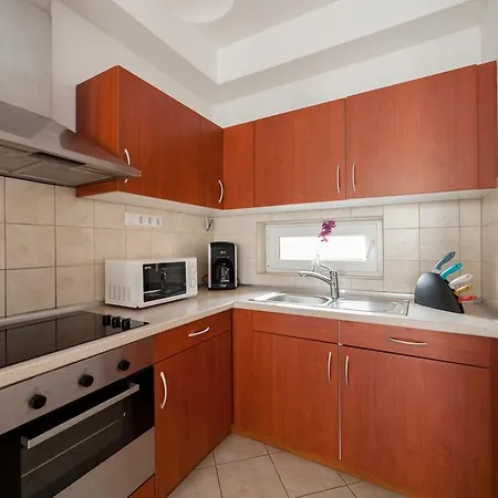 Aparthotel Stellar 3*