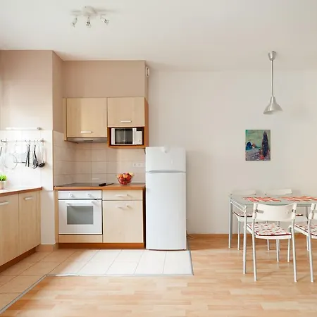Stellar Aparthotel 3*